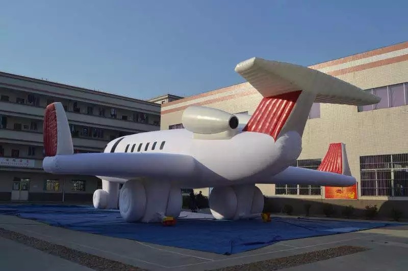 安多小型充气飞机